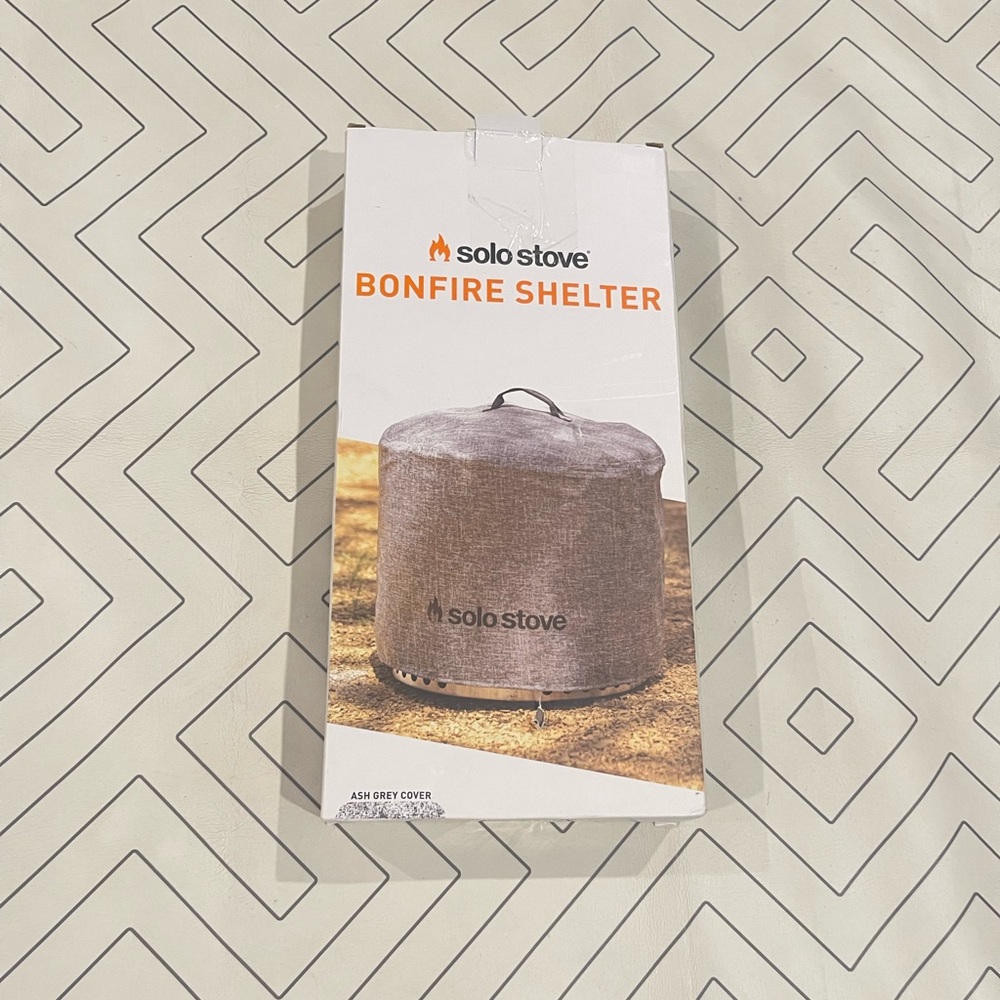 NIB Solo Stove Bonfire Shelter